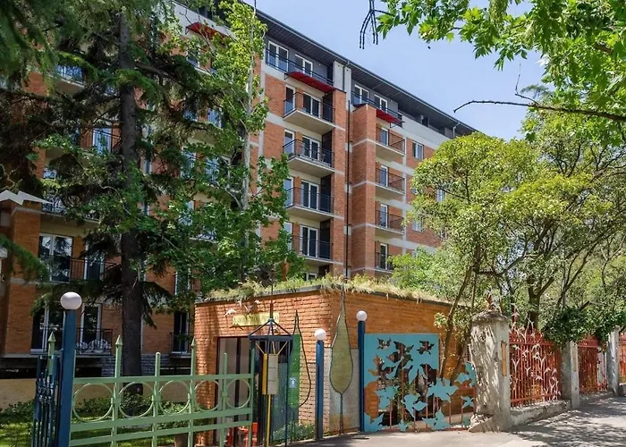 The Yellow Brick Apartment