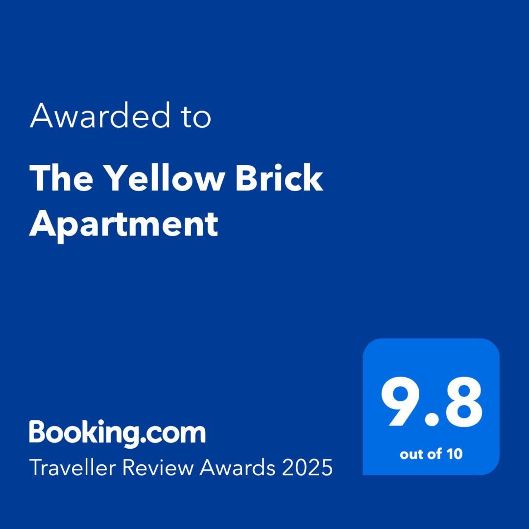 The Yellow Brick * טביליסי